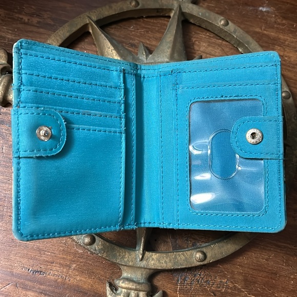 🌺Safe Keeper Floral Wallet🌺 - Picture 2 of 7